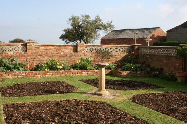 herb garden.JPG